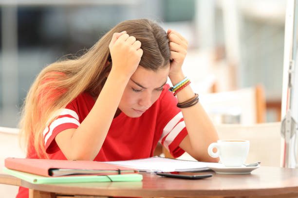 Me quedé en blanco en el examen: por qué pasa y cómo evitarlo